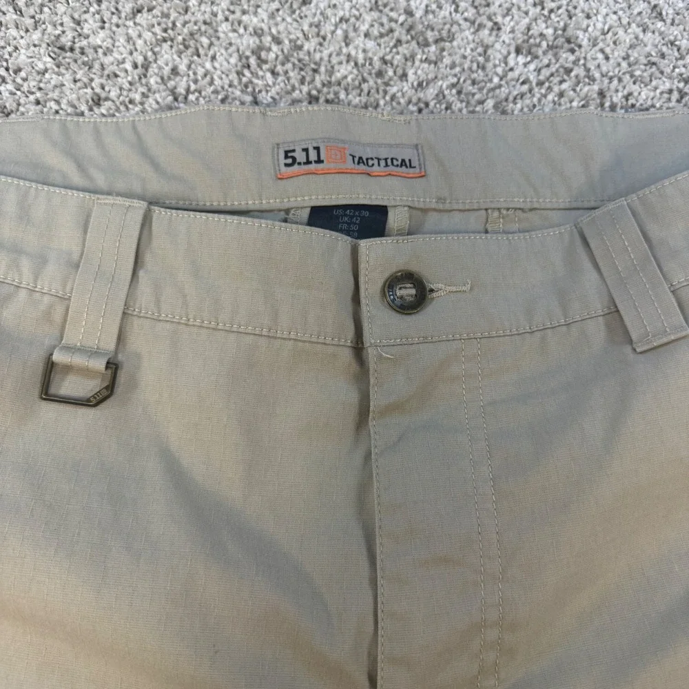 5.11 Tactical Stryke Pants Mens 42x30 Khaki Tan Flex-Tac Ripstop Cargo 74369